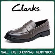 Clarks_รองเท้าผู้ชาย รุ่น สีดำ รองเท้าหนังแท้ รองเท้าทางการ รองเท้าแบบสวม รองเท้าแต่งงาน รองเท้าหนัง