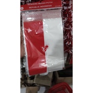 MERAH Red and white plastic flags, 6m long