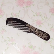 手工雕花細齒梳 天然黑水牛角製成