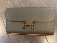 Hermes Constance to go