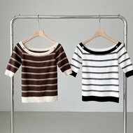 INFINITY : Mimi Top (Mimi) Short-Sleeved Knitted Shirt With A Boat Neck Design Featuring Horizontal 