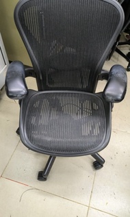 Herman Miller Aeron office Chair Size B  全功能美國頂級人體工學椅 電腦椅 辦公椅 會議椅 升降功能 彈弓背 移動扶手