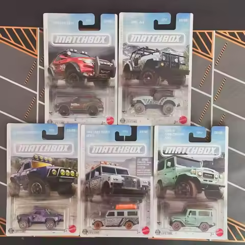 Matchbox Diecast Car GGF12 Series Off - Road 1965 Land Rover Gen II Toyota Land Cruiser FJ40 Alloy M