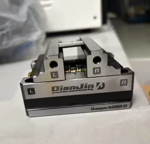 Precision Factory Direct Sales 4-axis 5-axis Universal Vice Precision Vise CNC Self Centering Vise D