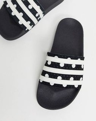 Adidas Original Adilette Sliders in Black Polka Dots