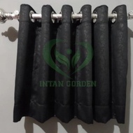 gorden poni atas pintu/poni gorden atas pintu lebar 200 cm - hitam tinggi 60cm