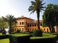 拉波斯塔維奇亞酒店 (La Posta Vecchia Hotel)