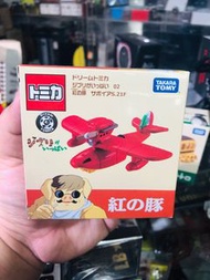現貨 行貨 吉卜力 飛天紅豬俠 龍貓巴士 千與千尋 模型 合金車仔  日本 宮崎駿 橡子共和國Crimson Pig  Tomica tomy car  Japan Totoro red pig Sp