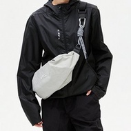 VIA山系漫遊系列 輕機能胸包 - 火山灰