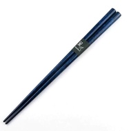 Tsugaru lacquer chopsticks, Royal Blue, 23.5 cm, made of natural wood. These elegant chopsticks are 