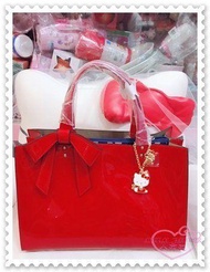 ♥小花花日本精品♥ Hello Kitty x Samantha Thavasa吊飾+日本進口紅色亮皮包 合購賣場