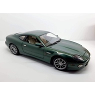 Limited Edition Maisto Aston Martin DB7 Vantage for your Diorama Action Figures Soldiers