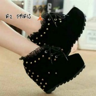 Disc Wedges Boots Beliz