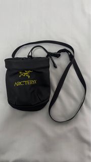 Arc’teryx System A Crossbody Bag