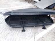 黑色車頂行李箱