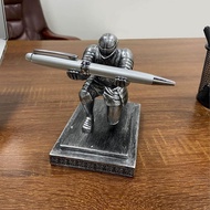 【MOO】-Executive Knight Pen Holder Personalized Desk Accessories Home Office Cool Pen Holder Armor He