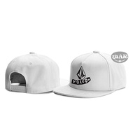 Topi Pria / Snapback Hat Dewasa / Hip Hop / New Style / Topi Distro Pria Volcom Putih Logo Hitam / T