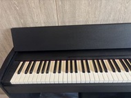 Roland f107 digital piano with bench