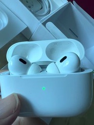 贈送保護殼一個/免費試用3天Apple AirPodsPro2(Type c版本)即日順豐發貨免運費自動連接自動彈窗自動降噪音質好 蘋果無線耳機藍芽耳機無線充電適用任何手機平板電腦iPad Samsu