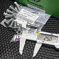 Front or rear step bolts Ninja step bolts can be used as a Ninja 150 r ss RR new RR old zx disc bolt