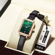 Wrist watch  手表  小绿表手表直播女生手表复古小绿表绿盘学生手表3.21