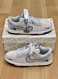 THE NORTH FACE x Nike Dunk SB 板鞋 灰藍色