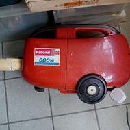 樂聲牌吸塵機