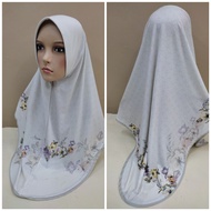 TUDUNG SARUNG ARIANI