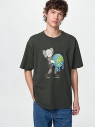 Uniqlo KAWS Universe 日本限定 地球短袖 T Shirt