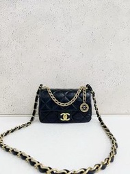 Chanel 23S 黑金金幣款chain 手提mini
