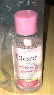 Biore深層潔淨卸妝水 水潤型90ml