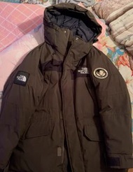 The north face 男裝黑色羽絨外套-S