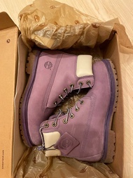 Brand new/discontinued Timberland boots