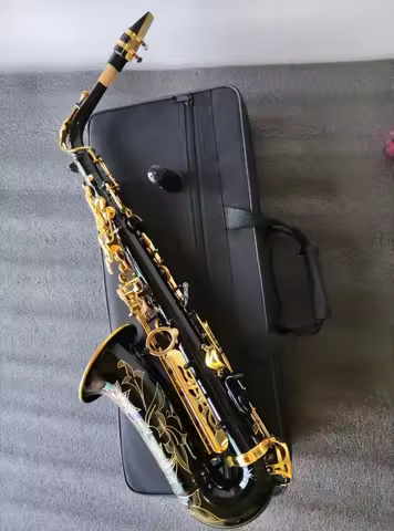 Japan YAS-82Z Eb Professional Alto Saxophone Gold Lacquer Finish Jazz Instrument