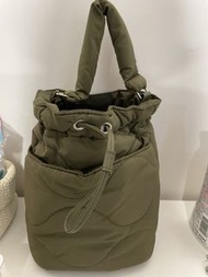 Ungrid Olive Green Puffer Bucket Bag