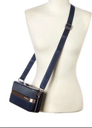 Samsonite 藍色硬殼斜挎包全新有單