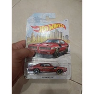 Hot wheels 69 pontiac gto detroit muscle car diecast