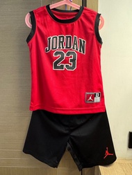 🌟NEW🌟Nike 小童 籃球球衣連短褲 套裝 size: 120