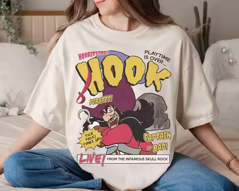 Vintage Captain Hook Portrait Graffiti T-Shirt Disney Peter Pan Villains Halloween Tee Magic Kingdom
