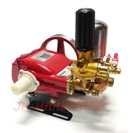 ปั๊มพ่นยา 3 สูบ เครื่องพ่นยาสามสูบ ออโต้ 6 หุน 1 นิ้ว TAKARA