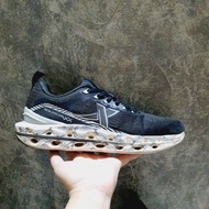 2hand (Size 42) race XTEP Reactive Coil 11 Running Shoes