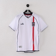 Retro 2002 England home football short sleeved jersey