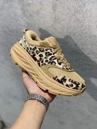 Hoka One One U Bondi L 麂皮款 36-46碼 順豐配送