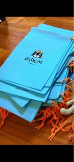 Jellycat 藍色防塵袋