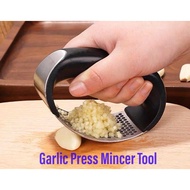 SG Stock Garlic Press Mincer Tool Kitchen Cooking Tool Garlic Press Rocker Crusher Garlic Chopper for Smash Garlic Steel