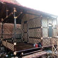 rumah bambu hitam atap genteng metal harga permeter persegi