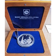 Malaysia Coin - 2006 - 50th Anniversary of Federal Land Development Authority FELDA 10 Ringgit Singl