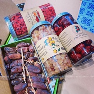 Nutrition nut milk (fruit and raw sugar)