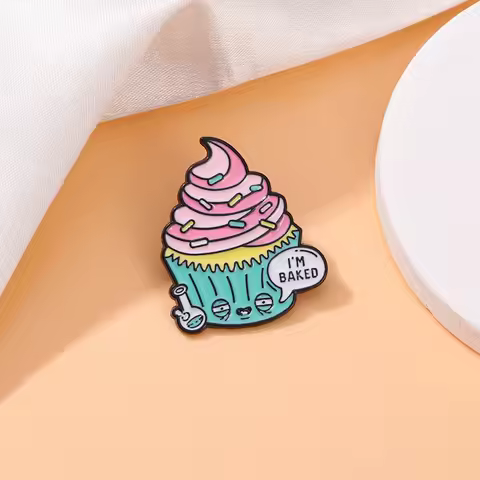 Cartoon Ice Cream Sundae Dessert Enamel Brooch Creative Cupcake Lapel Pin Badge Backpack Clothing Ha