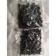 M516 Screw + Clip Universal